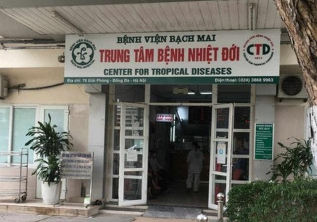 Bộ Y tế xác nhận 2 nhân viên y tế đầu tiên mắc Covid-19 tại BV Bạch Mai - 1