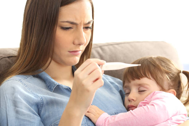 Cách phòng tránh viêm đường hô hấp trên ở trẻ nhỏ là gì?