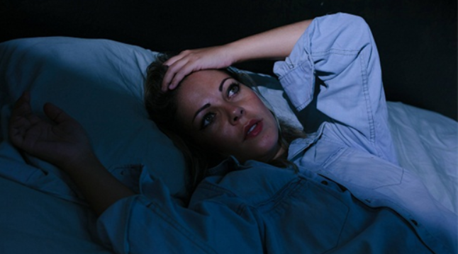 Khó đi vào giấc ngủ phải làm sao? Biện pháp nào an toàn và hiệu quả nhất?