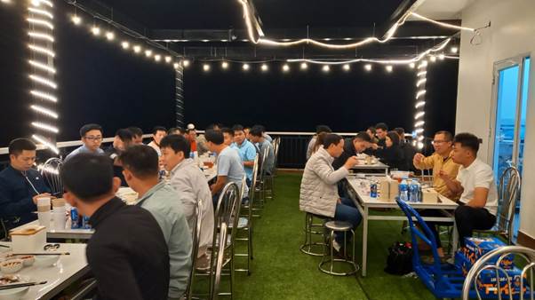 Một buổi tối gala đầy màu sắc, vui vẻ