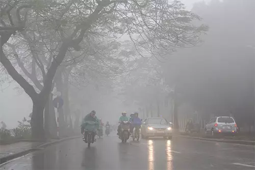 Trời nồm ẩm