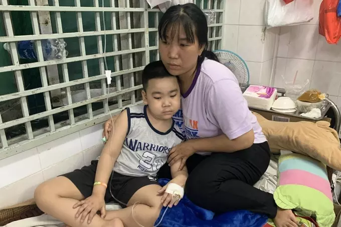  Những ngày nằm viện của mẹ con chị Lương