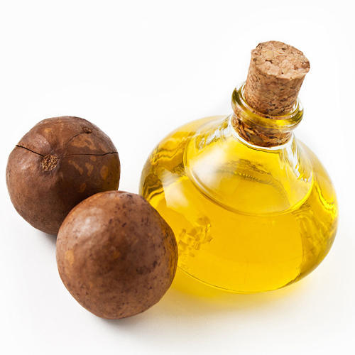 Dầu dưỡng tóc có thành phần từ Macadamia phù hợp với tóc hư tổn