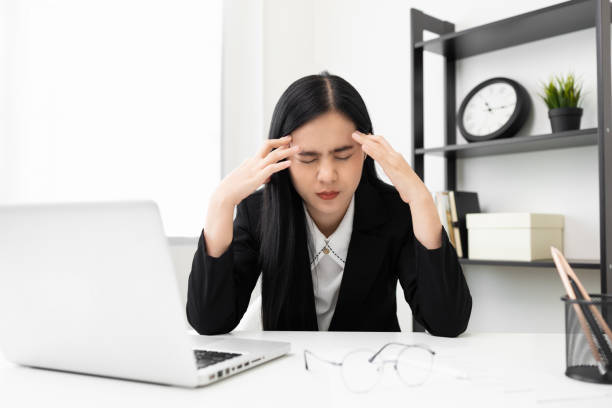 Bệnh nhân đau nửa đầu thường kèm theo chóng mặt buồn nôn