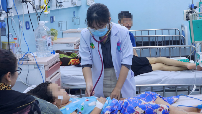 Sau 8 tháng tạm ngưng, Bệnh viện Nhi đồng 2 ghép gan trở lại