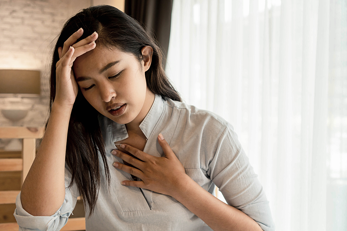 Bệnh nhân bị ngộ độc thực phẩm nặng có thể dẫn đến khó thở