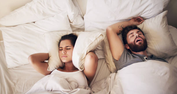 Người ngưng thở khi ngủ thường hay bị ngủ ngáy